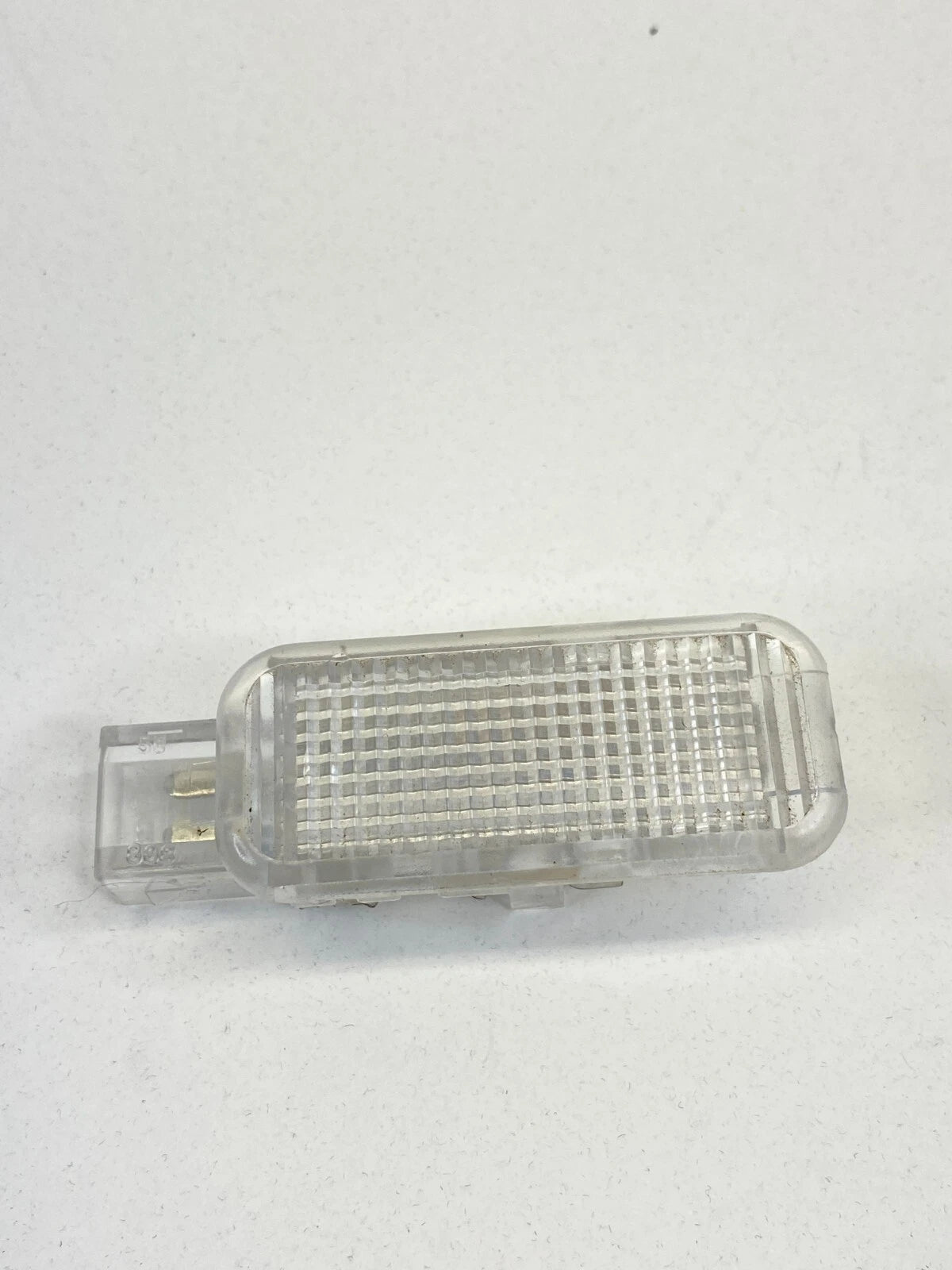2002-2008 AUDI A4 QUATTRO FRONT LEFT SIDE DOOR INTERIOR COURTESY LIGHT LAMP OEM