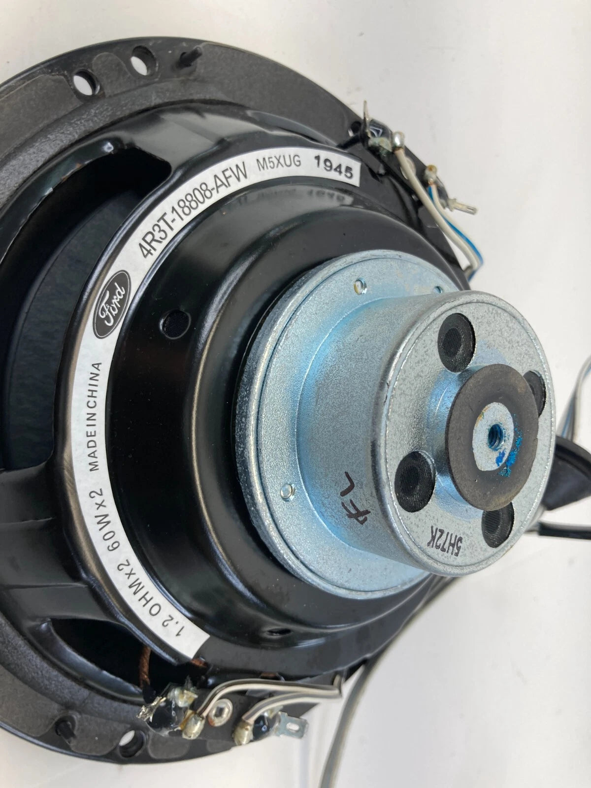 2005-2009 Ford Mustang Front Left Door Speaker Subwoofer 4R3T-18808-AFW OEM