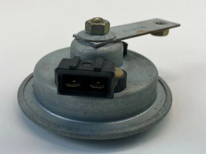 1999-2005 VOLKSWAGEN JETTA SEDAN ALARM SIREN HORN W/ BRACKET E67524 OEM