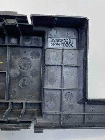 11-15 FORD EXPLORER FUSE RELAY BOX MODULE COMPARTMENT TOP COVER LID 3S0CB020 OEM