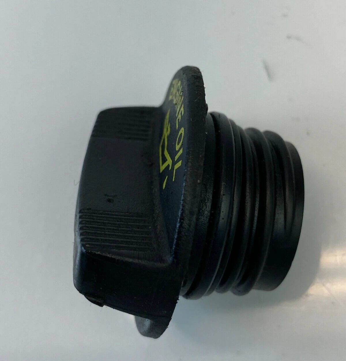 2008 2009 DODGE AVENGER 2.4L ENGINE OIL FILLER CAP LID TOP COVER SAE 5W-20 OEM