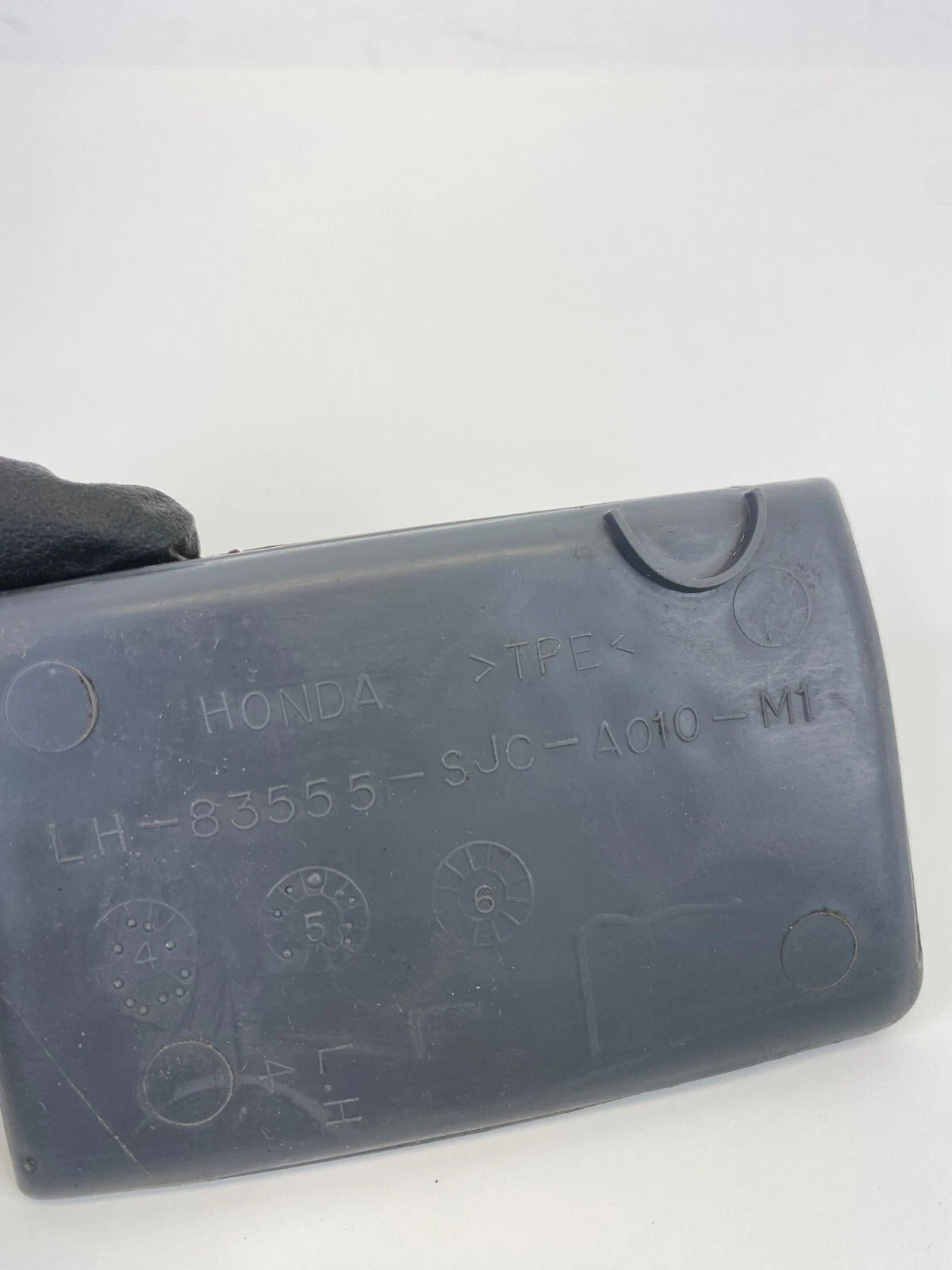 2006 2007 HONDA RIDGELINE FRONT LEFT DOOR PULL POCKET COVER CAP 83555-SJC-A010