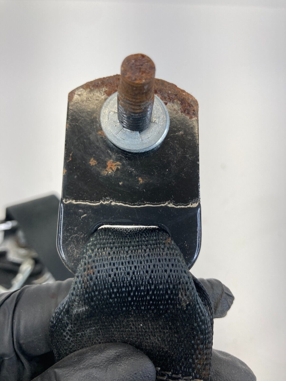 08 09 10 11 Ford Focus Sedan Front Left Driver Side Seat Belt Retractor OEM