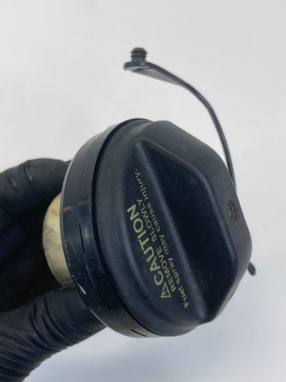 04 05 06 07 08 09 TOYOTA PRIUS GAS FUEL TANK CAP WITH TETHER STRAP OEM FACTORY