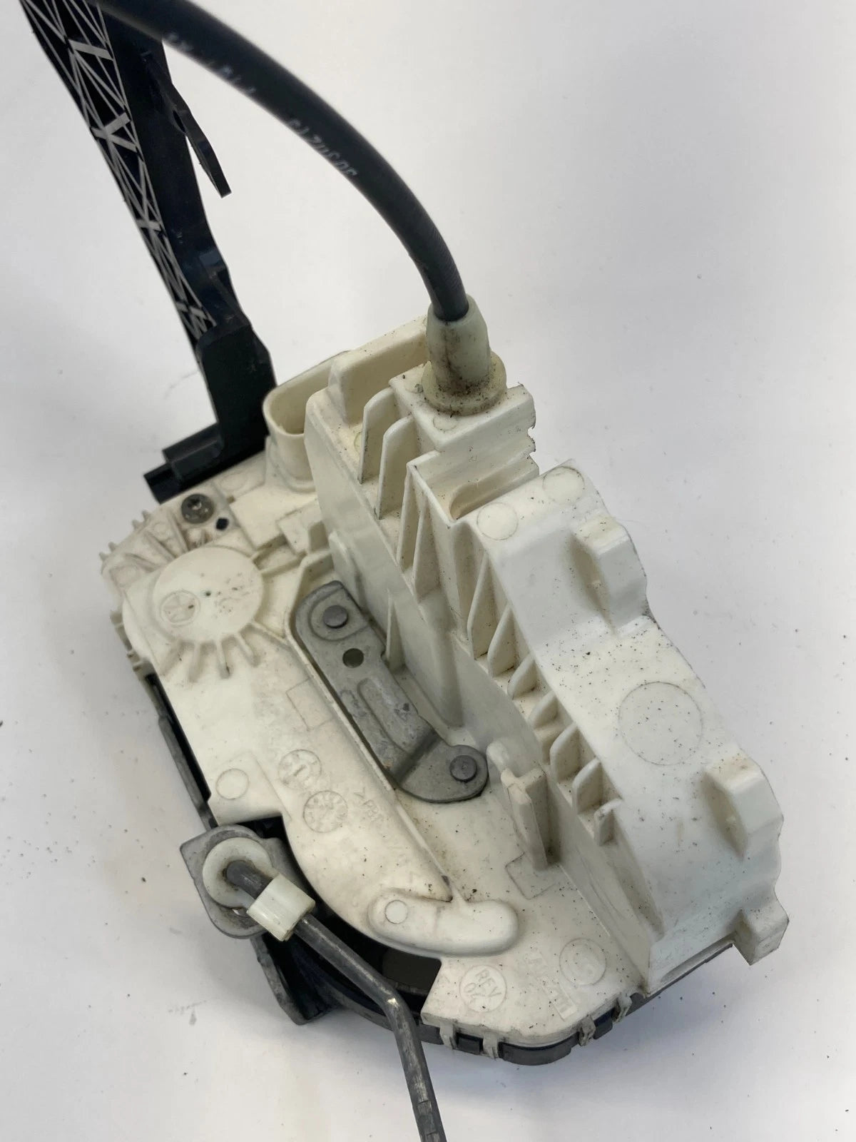 11-14 CHRYSLER 200 07-10 SEBRING FRONT RIGHT DOOR LOCK LATCH ACTUATOR 4589238AK