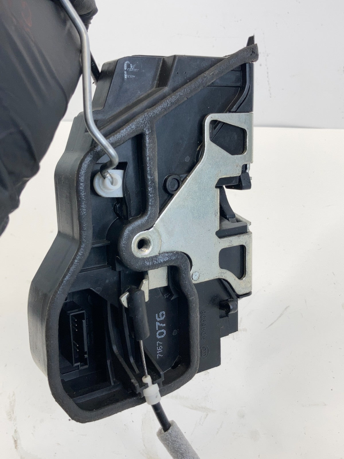 2004 2005 2006 2007 BMW 525i Rear Right Back Side Door Lock Latch Actuator OEM