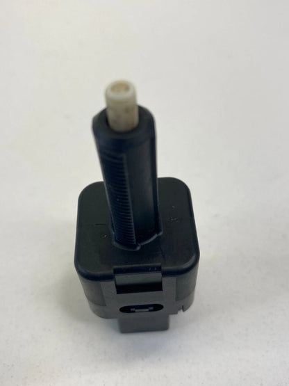 2003 2004 INFINITI G35 BRAKE PEDAL STOP LIGHT LAMP SENSOR SWITCH OEM