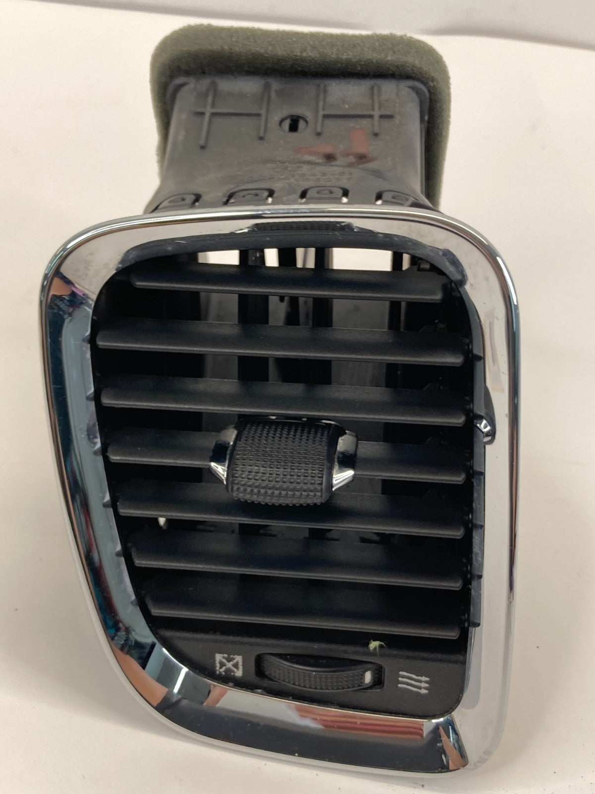 2011-2013 Dodge Durango Dash Left Side Heater Air Vent Outlet Grille 00006043-01