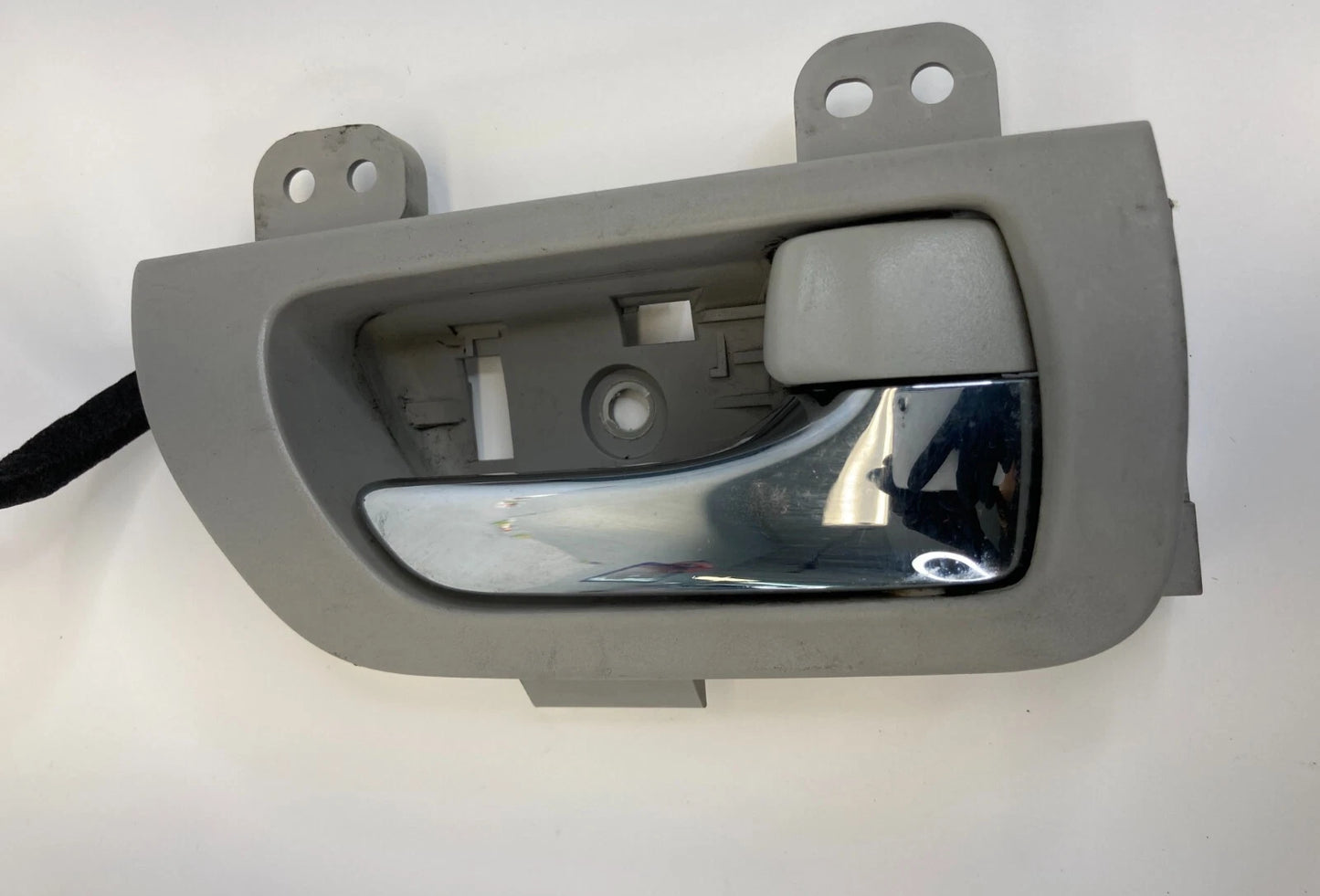 2006-2008 LEXUS RX400H REAR RIGHT SIDE INNER INTERIOR DOOR HANDLE 69207-48010