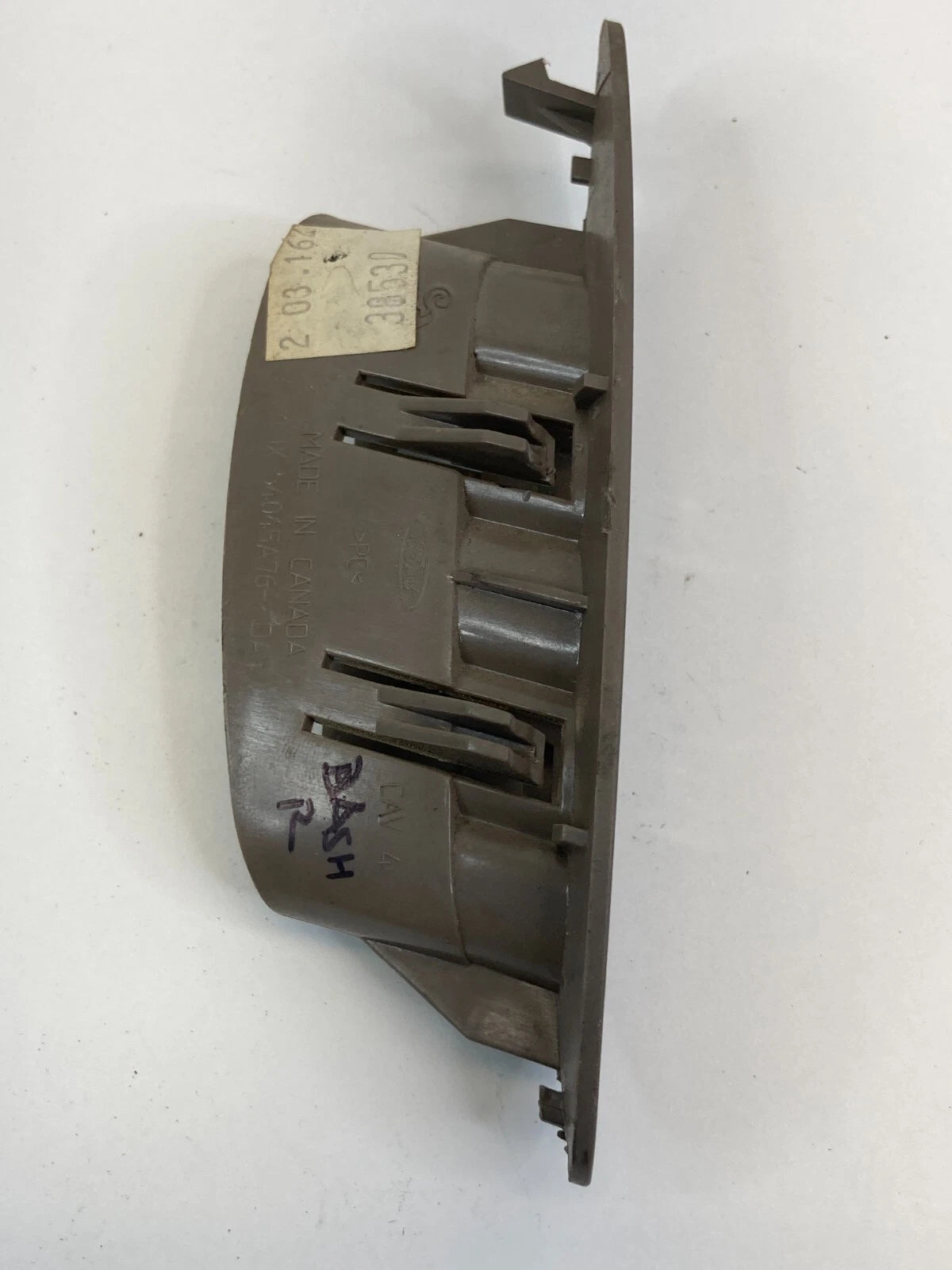 2000-2007 FORD TAURUS RIGHT WINDSHIELD DEFROSTER NOZZLE VENT GRILLE YF1X54045A76