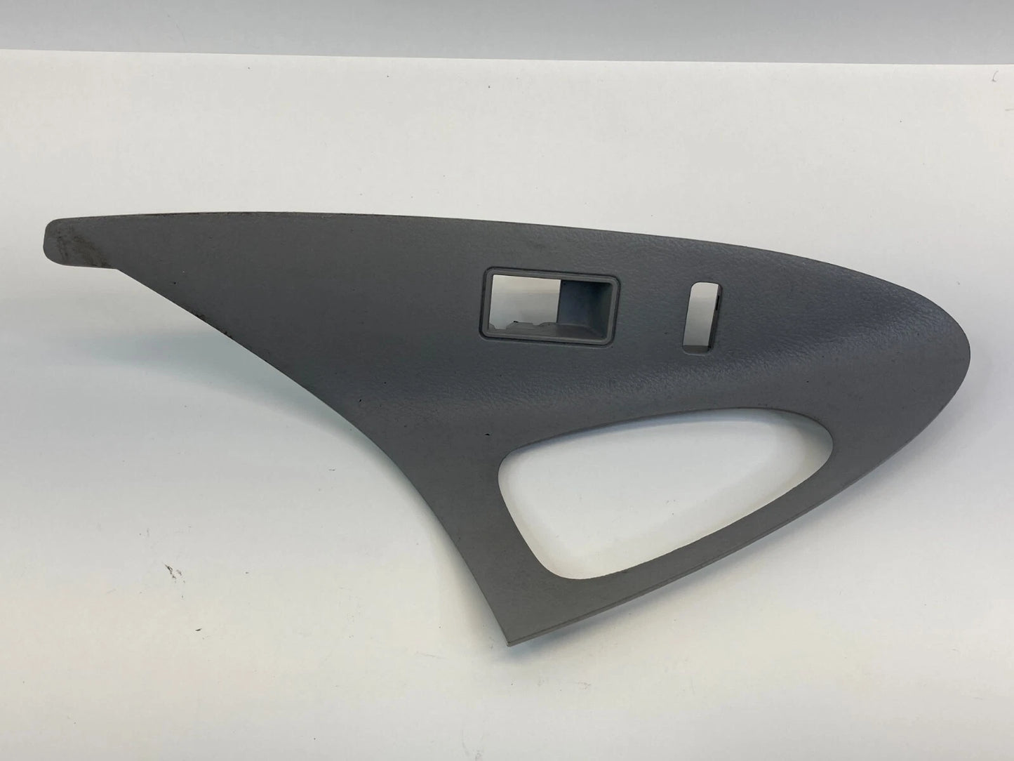 2010 2011 TOYOTA CAMRY FRONT RIGHT SIDE DOOR WINDOW SWITCH BEZEL TRIM 74231-0630