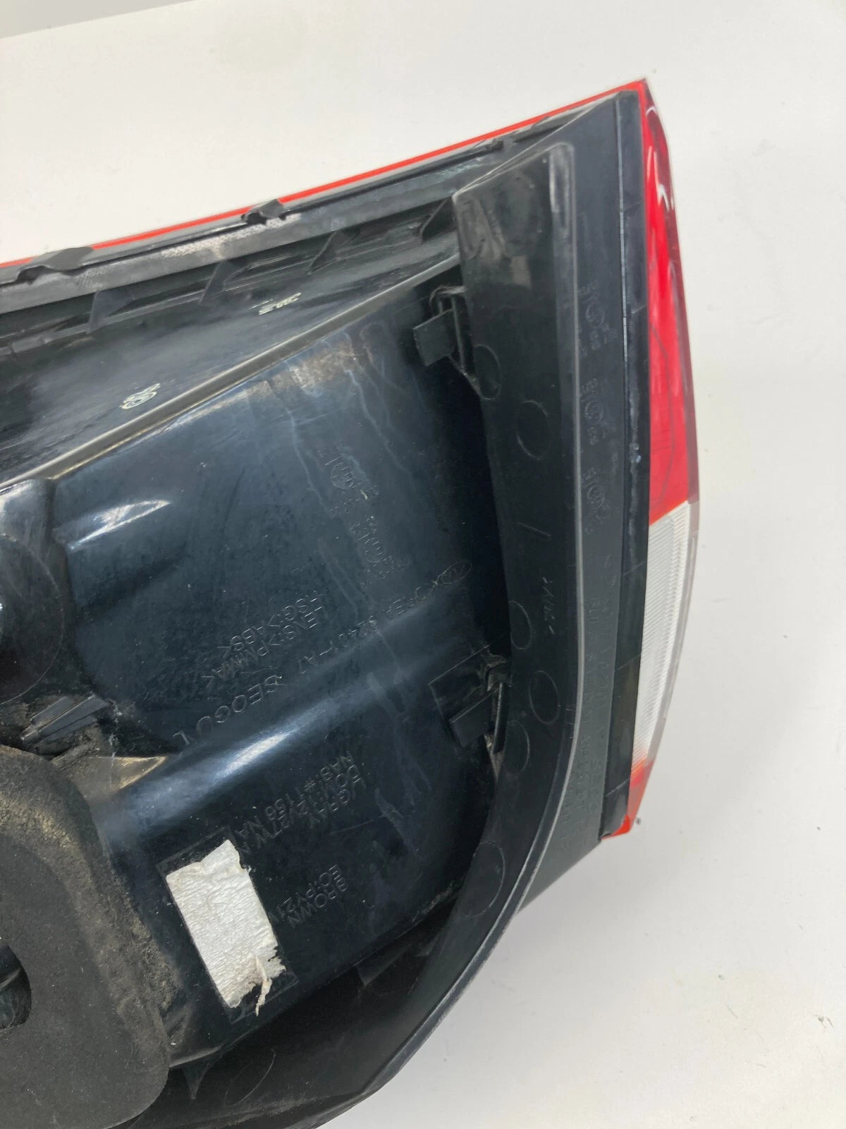 2014-2016 Kia Forte SEDAN Rear Left Driver Tail Lamp Light Outer Taillight Lamp