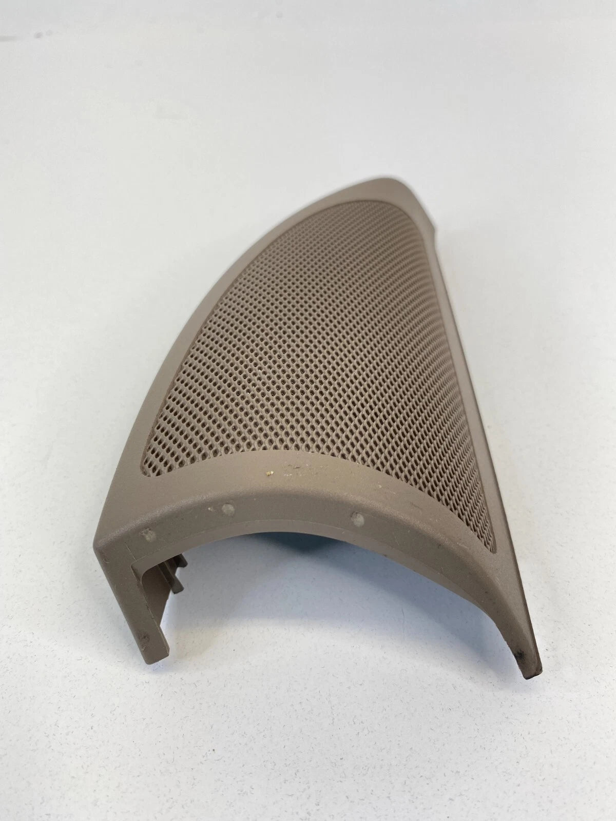 06-12 MERCEDES-BENZ R350 FRONT RIGHT SIDE TWEETER CORNER COVER A2517250294