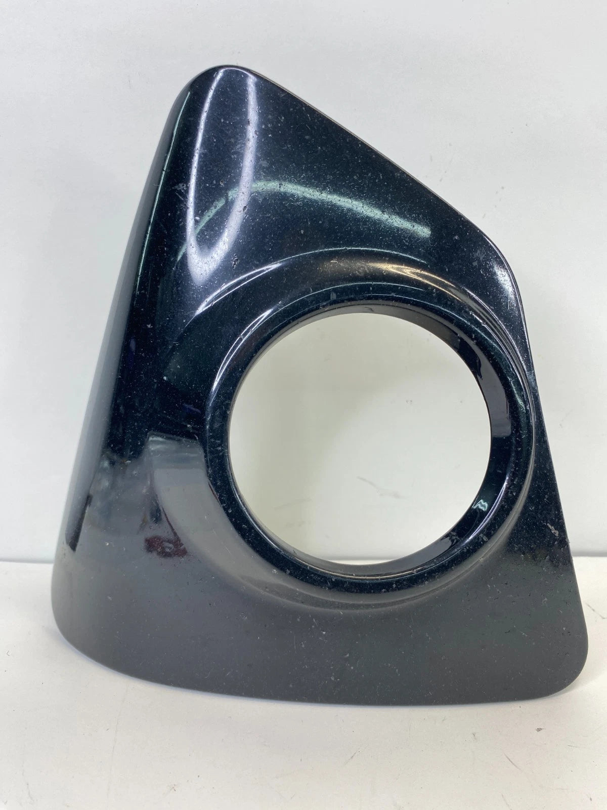 2014-2016 TOYOTA COROLLA FRONT RIGHT FOG LIGHT COVER BEZEL UNIT OEM 81481-02380