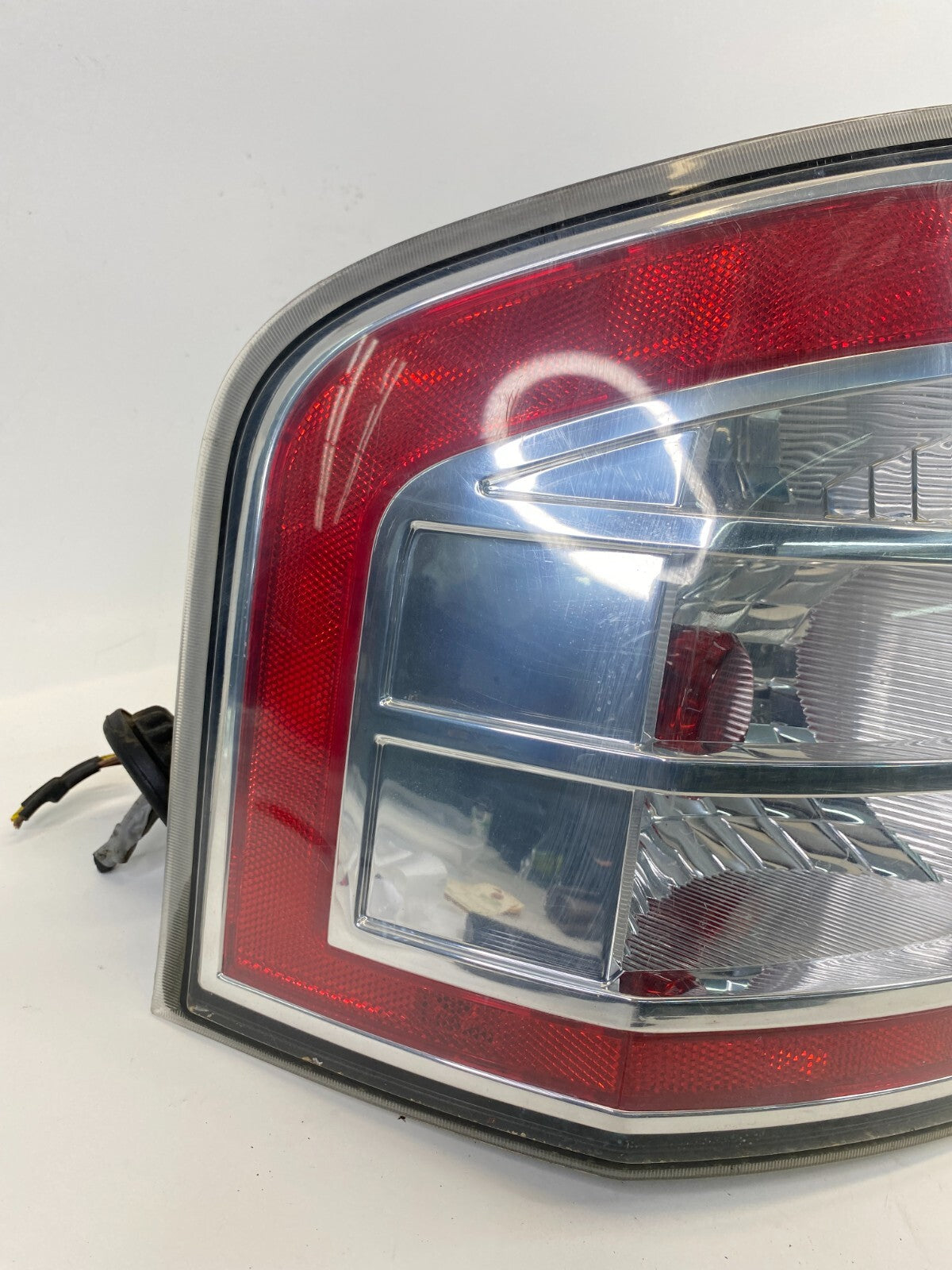 2007-2010 Ford Edge Left Driver Side Tail Light Taillight 8T43-13B505-AE OEM