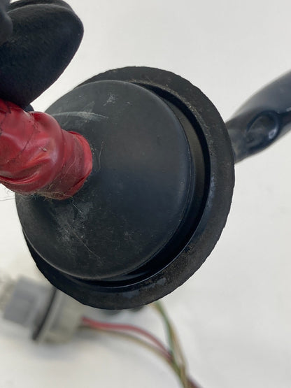 96-00 Toyota 4Runner Rear Right Tail Light Lamp Taillight Socket Wire Harness