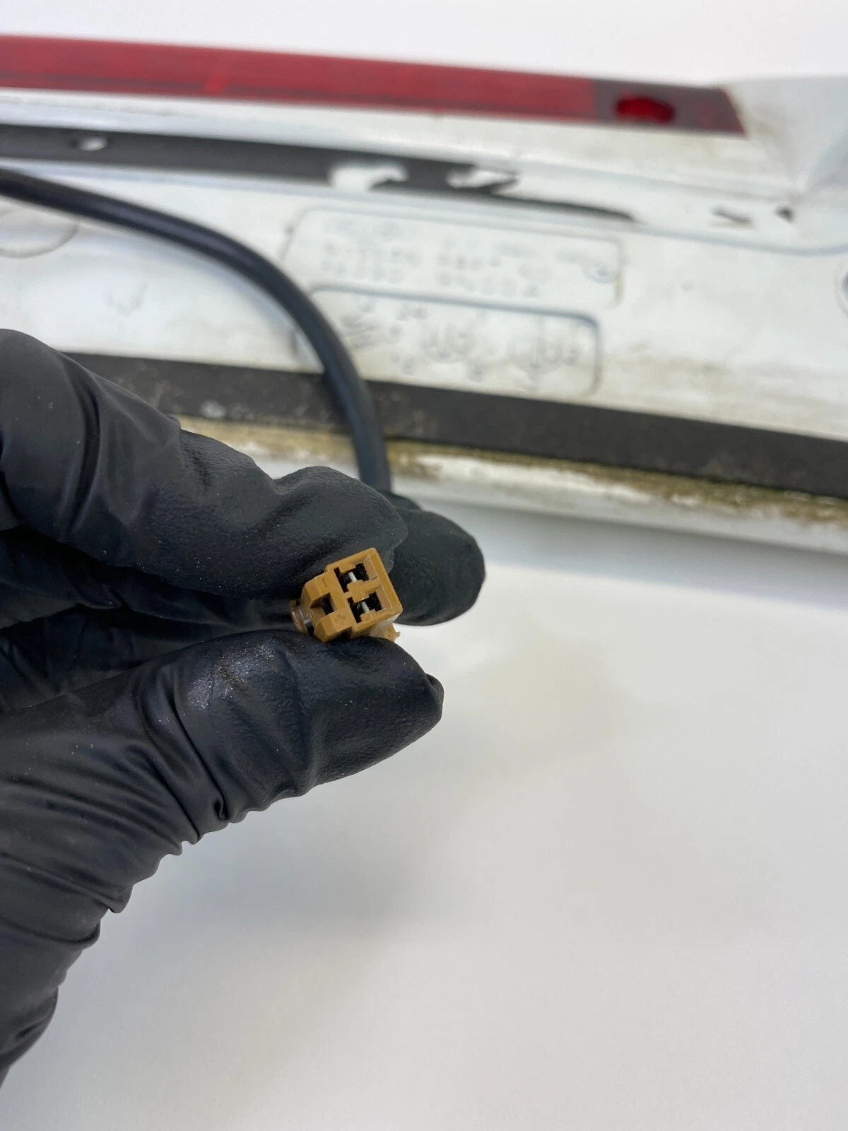 2009-2014 NISSAN MAXIMA TRUNK HATCH TAILGATE SPOILER W/ THIRD BRAKE LIGHT