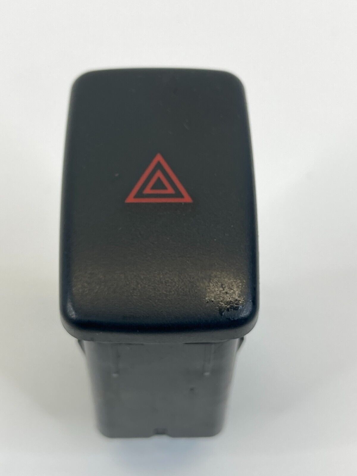 1999-2004 Honda Odyssey Center Dash Emergency Warning Light Hazard Switch M10802