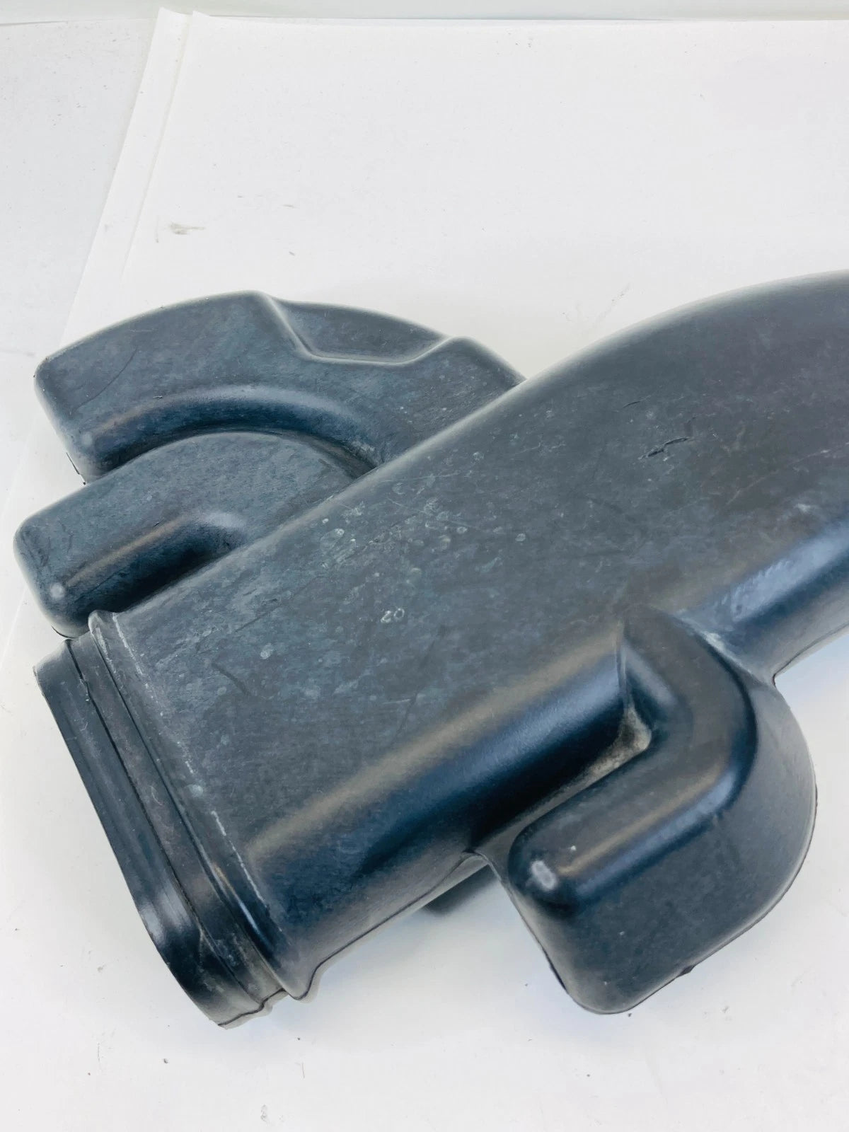 2008-2012 Honda Accord 2.4L L4 A/T Air Intake Cleaner Resonator Duct Tube OEM