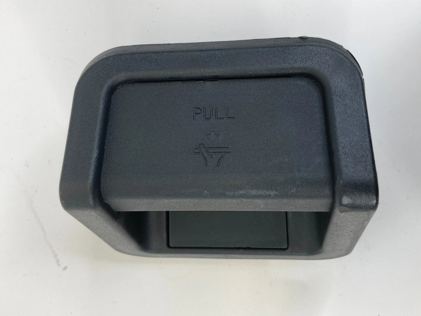 2013 14 15 16 17 18 2019 FORD FUSION REAR TRUNK TAILGATE LID PULL HANDLE OEM
