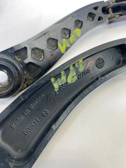 2009 2010 DODGE JOURNEY FRONT WINDSHIELD WIPER ARM PAIR SET LH RH OEM