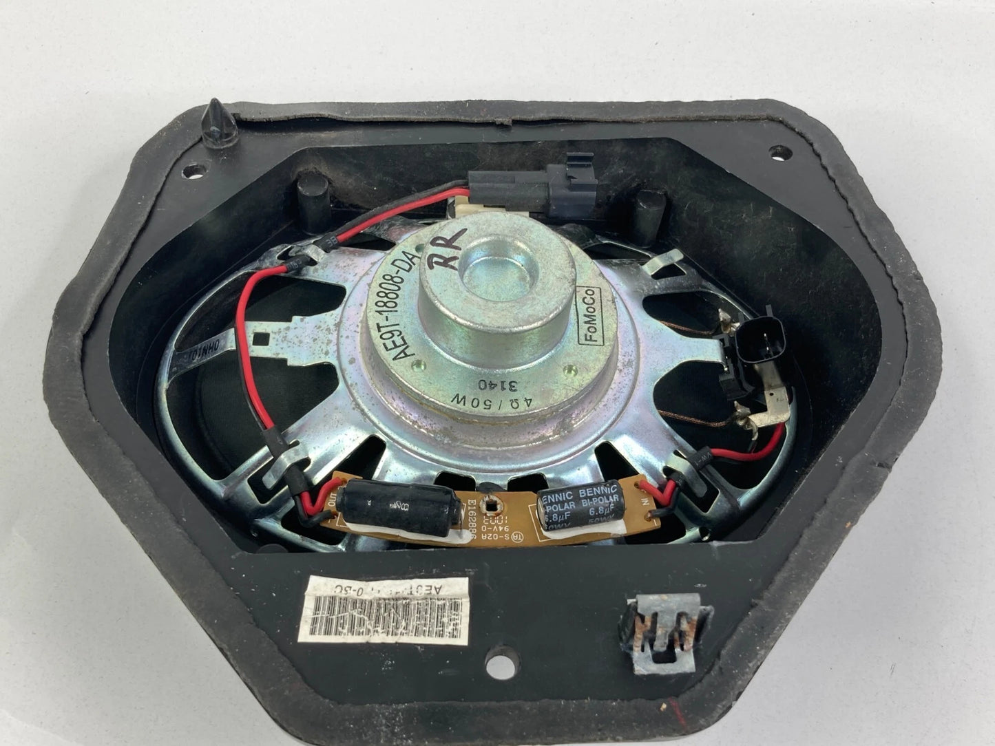 2010-2019 LINCOLN MKT REAR RIGHT DOOR SPEAKER AE9T-18808-DA OEM