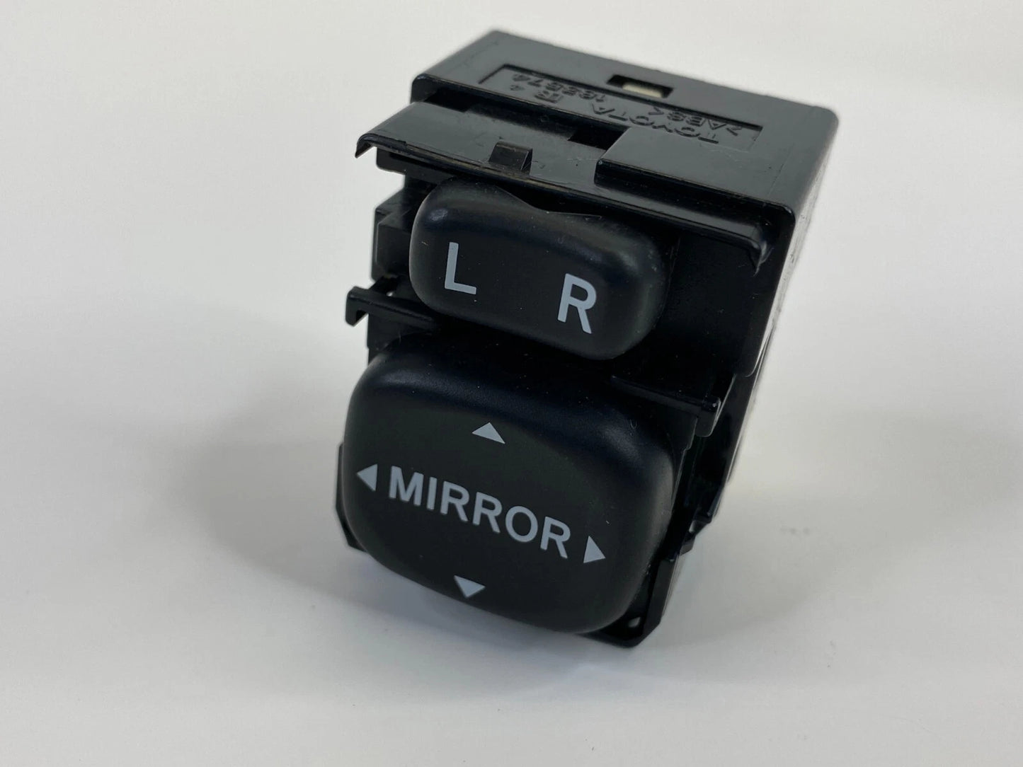 01-07 TOYOTA HIGHLANDER POWER SIDE VIEW DOOR MIRROR CONTROL SWITCH BUTTON OEM