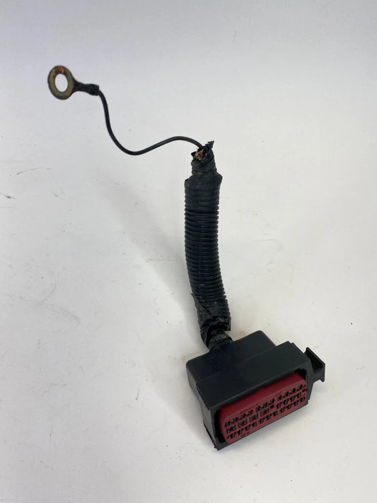 2000-2002 ISUZU TROOPER ANTI LOCK BRAKE ABS PUMP CONNECTOR PLUG PIGTAIL OEM