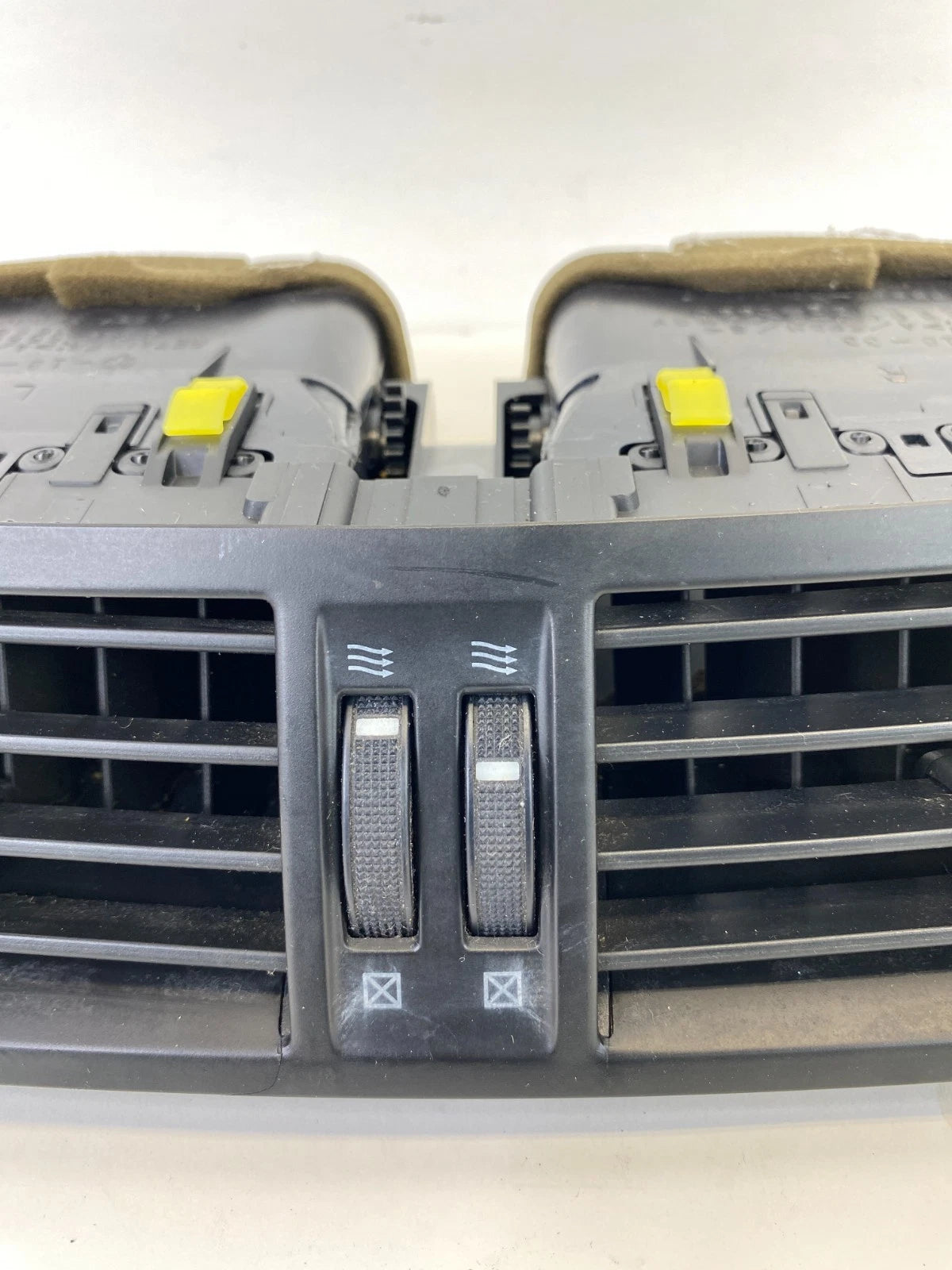 2007-2011 LEXUS GS350 CENTER DASH DUAL A/C AIR VENT HEATER OUTLET DUCT GRILL OEM