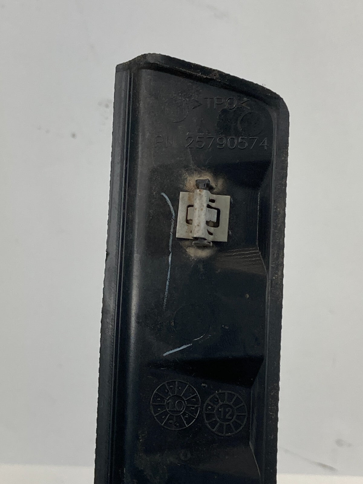 10-17 Chevy Equinox Front Right Door Sill Scuff Plate Cover Trim 25790571 OEM