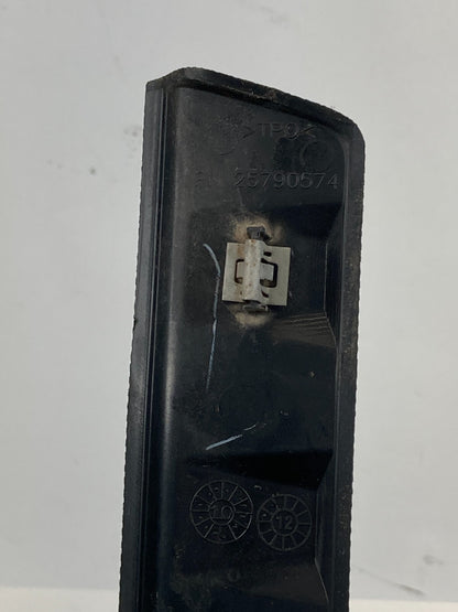 10-17 Chevy Equinox Front Right Door Sill Scuff Plate Cover Trim 25790571 OEM