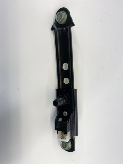 2006-2010 INFINITI M35 FRONT RIGHT PASSENGER SIDE SEAT BELT HEIGHT ADJUSTER OEM