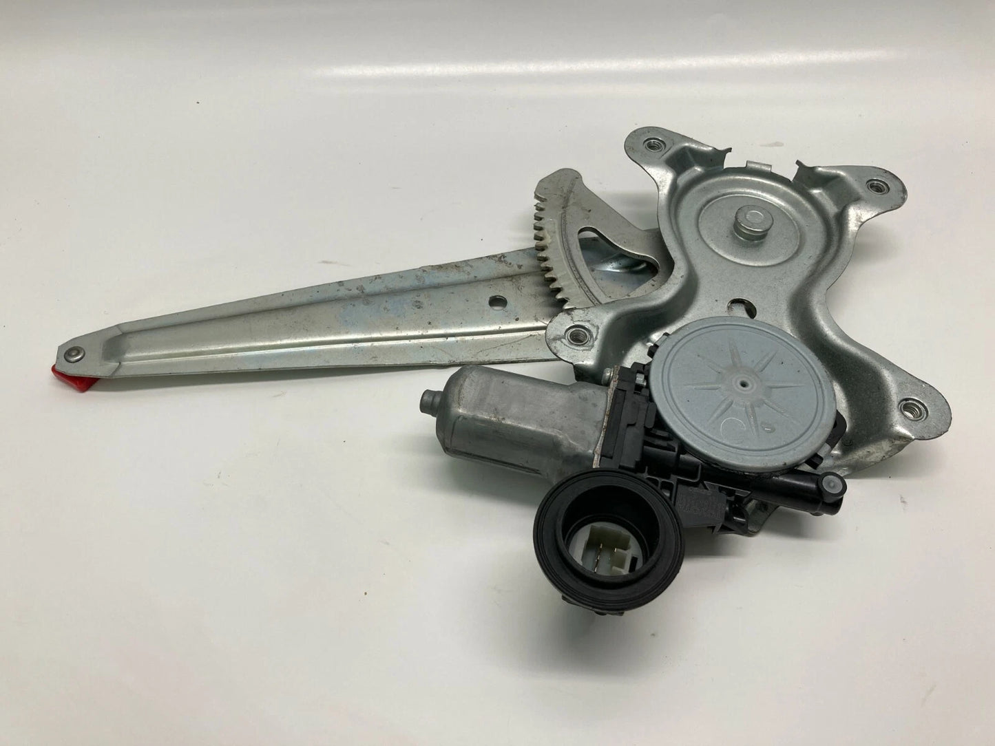 2007-2014 TOYOTA YARIS SEDAN REAR LEFT WINDOW REGULATOR W/ MOTOR 85710-35180 OEM