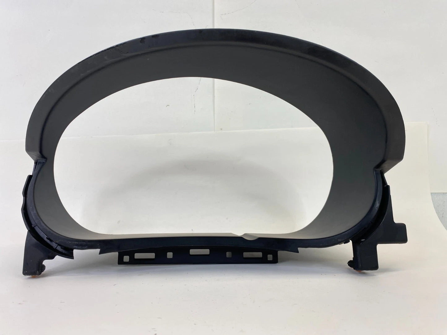 2010-2013 SUZUKI KIZASHI INSTRUMENT CLUSTER SPEEDOMETER BEZEL TRIM OEM 7331157L1