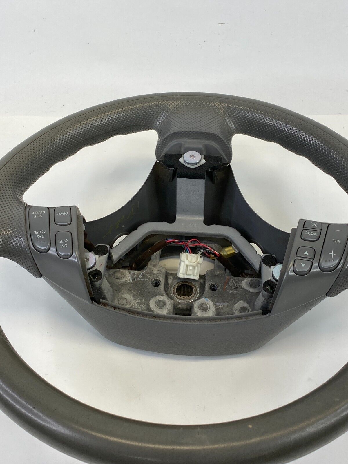 2004-2006 Mazda MPV Steering Wheel w/ Audio & Cruise Control Switch OEM