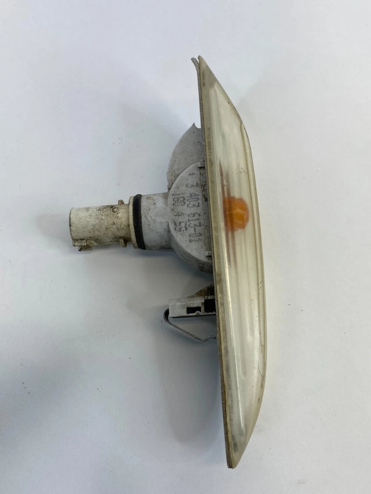 2004-2006 BMW X3 LEFT DRIVER SIDE FENDER MARKER REPEATER LIGHT 3403613-01 OEM