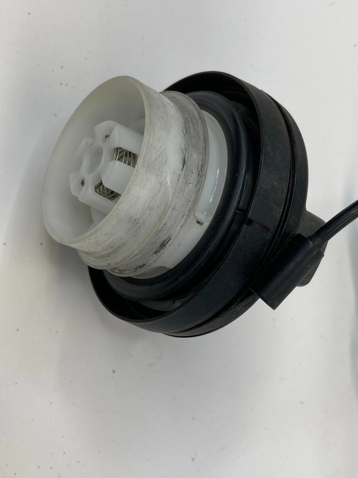 2013-2018 NISSAN ALTIMA FUEL FILLER TANK DOOR GAS LID COVER W/ FUEL TANK CAP OEM