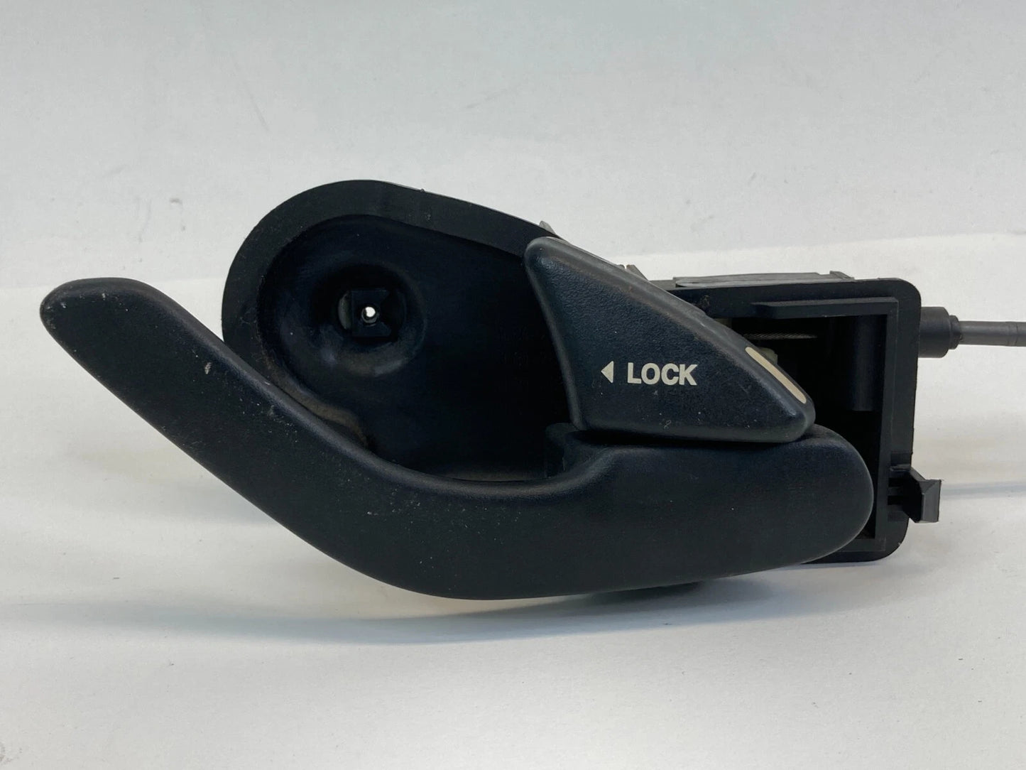 01 02 03 04 05 06 07 FORD ESCAPE REAR RIGHT SIDE INTERIOR INNER DOOR HANDLE OEM