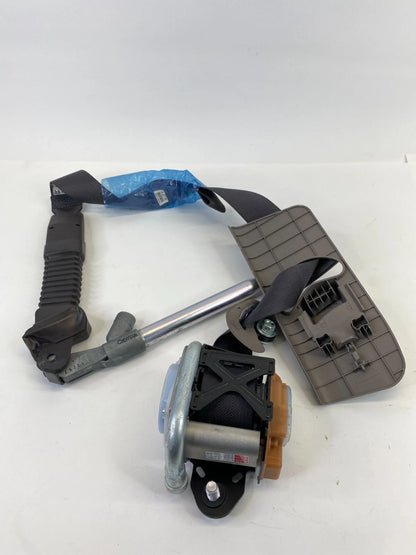 2010-2015 HYUNDAI TUCSON FRONT RIGHT SEAT BELT PASSENGER RETRACTOR 2S506MBS OEM