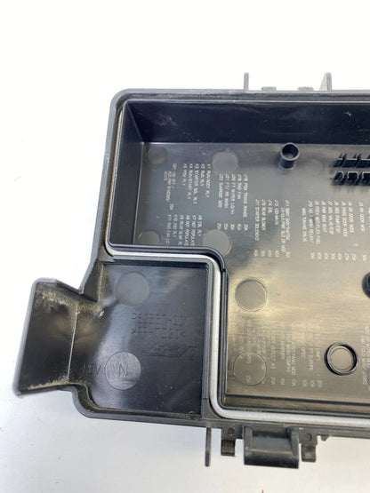 2008 2009 2010 CHRYSLER TOWN & COUNTRY ENGINE RELAY FUSE BOX COVER CAP OEM