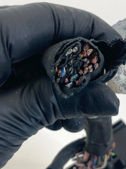 2007-2012 MERCEDES GL450 CONTROL MODULE WIRING HARNESS CONNECTOR 0055400181 OEM