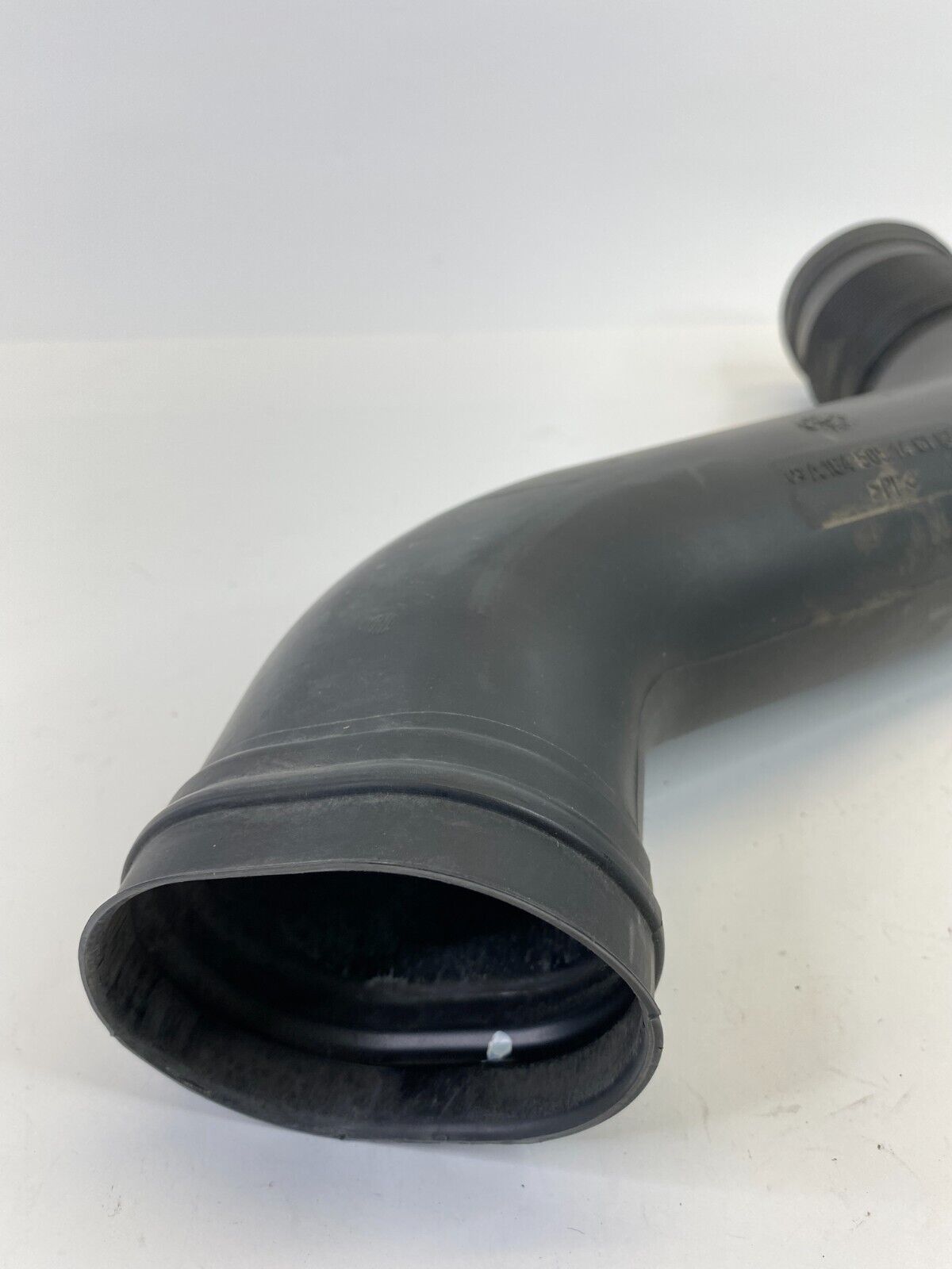 06-12 Mercedes-Benz ML350 3.5L Right Air Intake Duct Tube Pipe Hose A1645051461