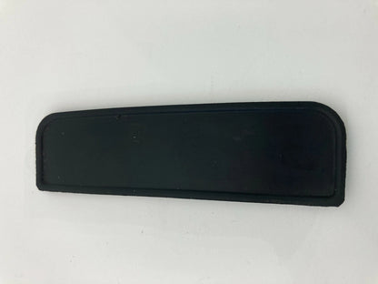 03-08 KIA SORENTO FRONT RIGHT PASSENGER SIDE PAD COVER TRIM LID 93562-3E000 OEM