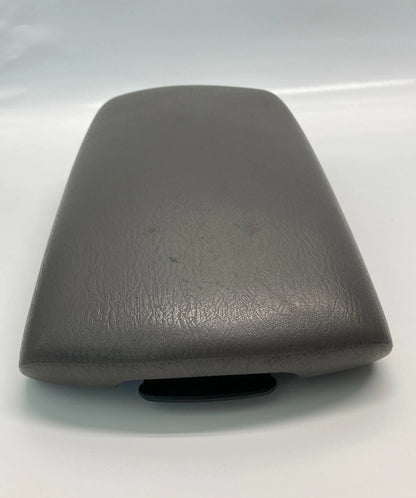 2002 2003 2004 2005 2006 2007 JEEP LIBERTY CENTER CONSOLE LID ARMREST ARM REST
