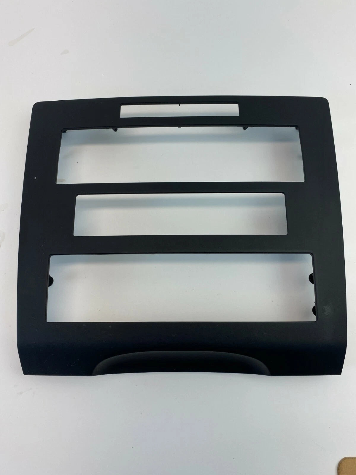 2009-2014 VOLKSWAGEN ROUTAN DASH CLIMATE CONTROL COVER BEZEL TRIM P1FE63DX9AB
