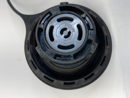 1998-2004 Lincoln Navigator 5.4L V8 SUV Gas Fuel Tank Filler Cap Assembly OEM