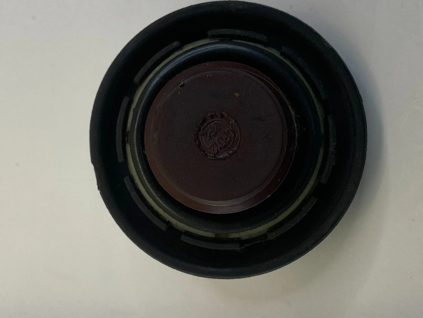 2006-2011 KIA RIO 1.6L L4 DOHC 16V ENGINE OIL FILLER FLUID CAP OEM