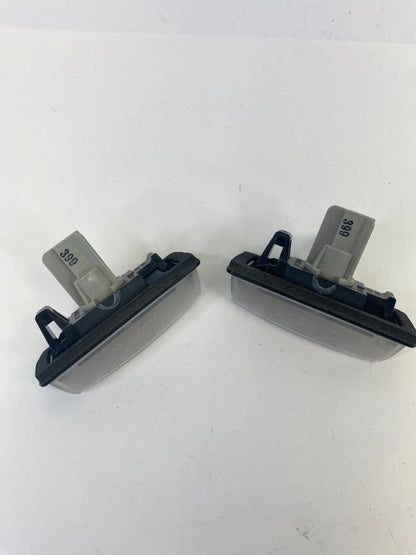 08-13 2008-2013 Nissan Rogue Rear Trunk License Plate Light Lamp Assembly OEM