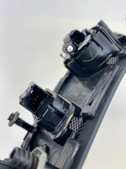 2016-2019 FORD POLICE INTERCEPTOR UTILITY FRONT RIGHT SIDE INTERIOR DOOR HANDLE