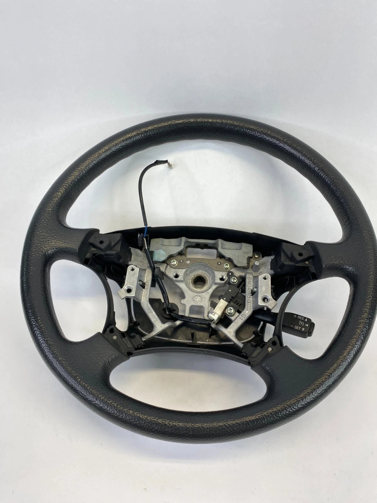 03-06 TOYOTA TUNDRA 05 06 SEQUOIA STEERING WHEEL W/ CRUISE CONTROL SWITCH OEM